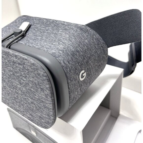 Google Daydream View VR Headset Only *No Remote* Virtual Reality Headset READ! - Picture 5 of 11